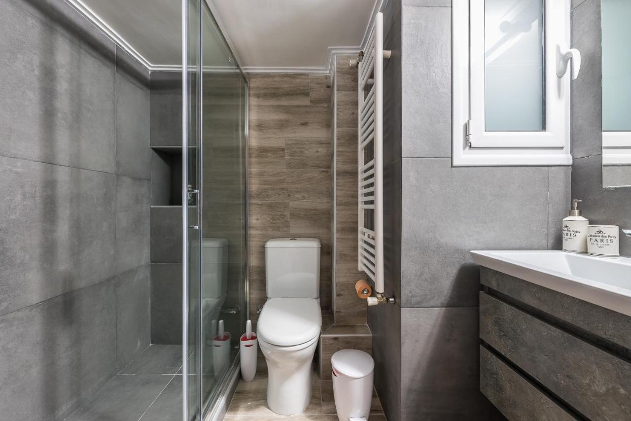 Modern Apartment Downtown Atina Dış mekan fotoğraf