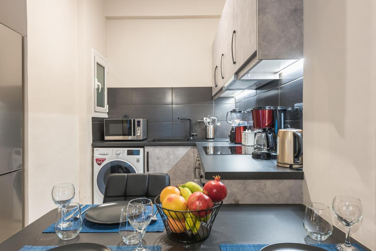 Modern Apartment Downtown Atina Dış mekan fotoğraf